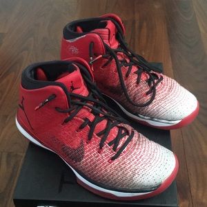 Nike Air Jordan XXXI Men’s Sneakers Size 9.5